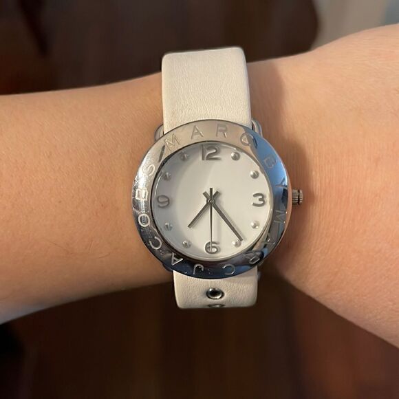 Marc Jacobs White leather band Silver Watch